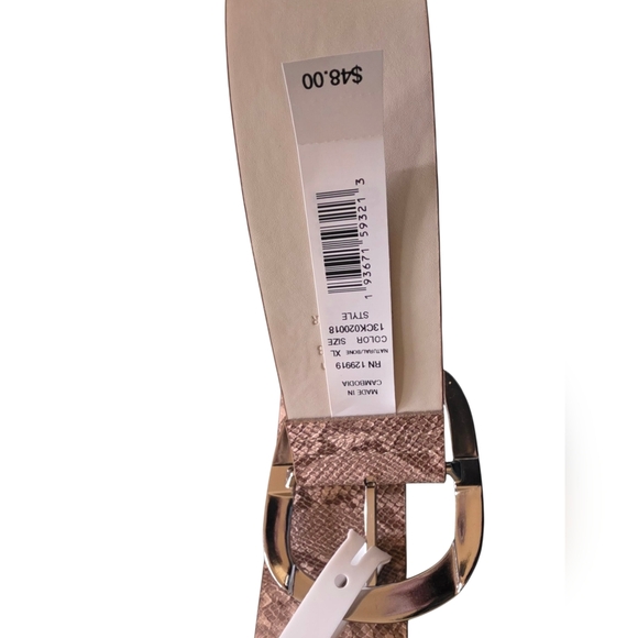 Calvin Klein Reversible Tan Snake Pattern Belt with Silver Buckle X-Large - Picture 5 of 7